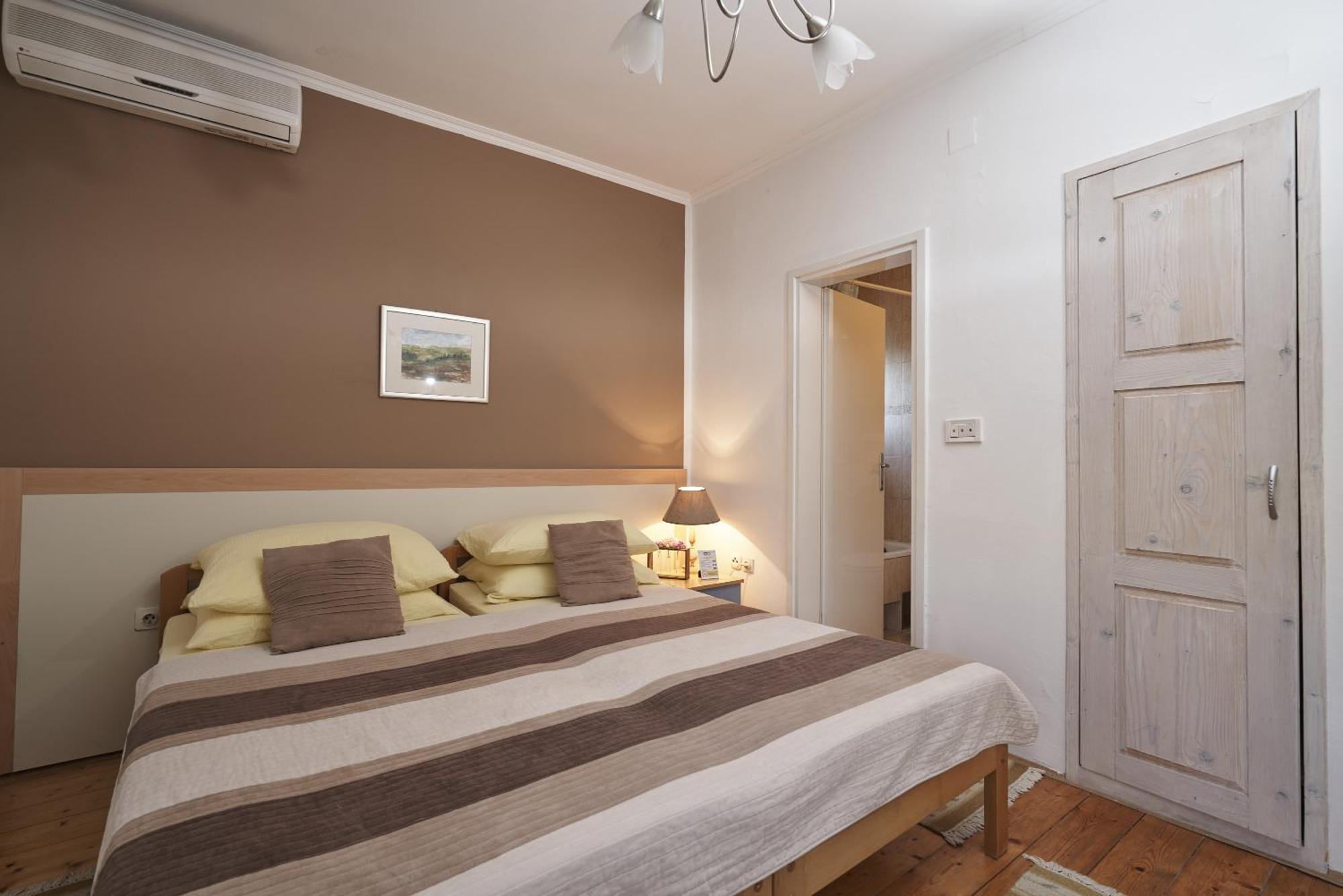 Pansion Rose Hotel Mostar Eksteriør billede