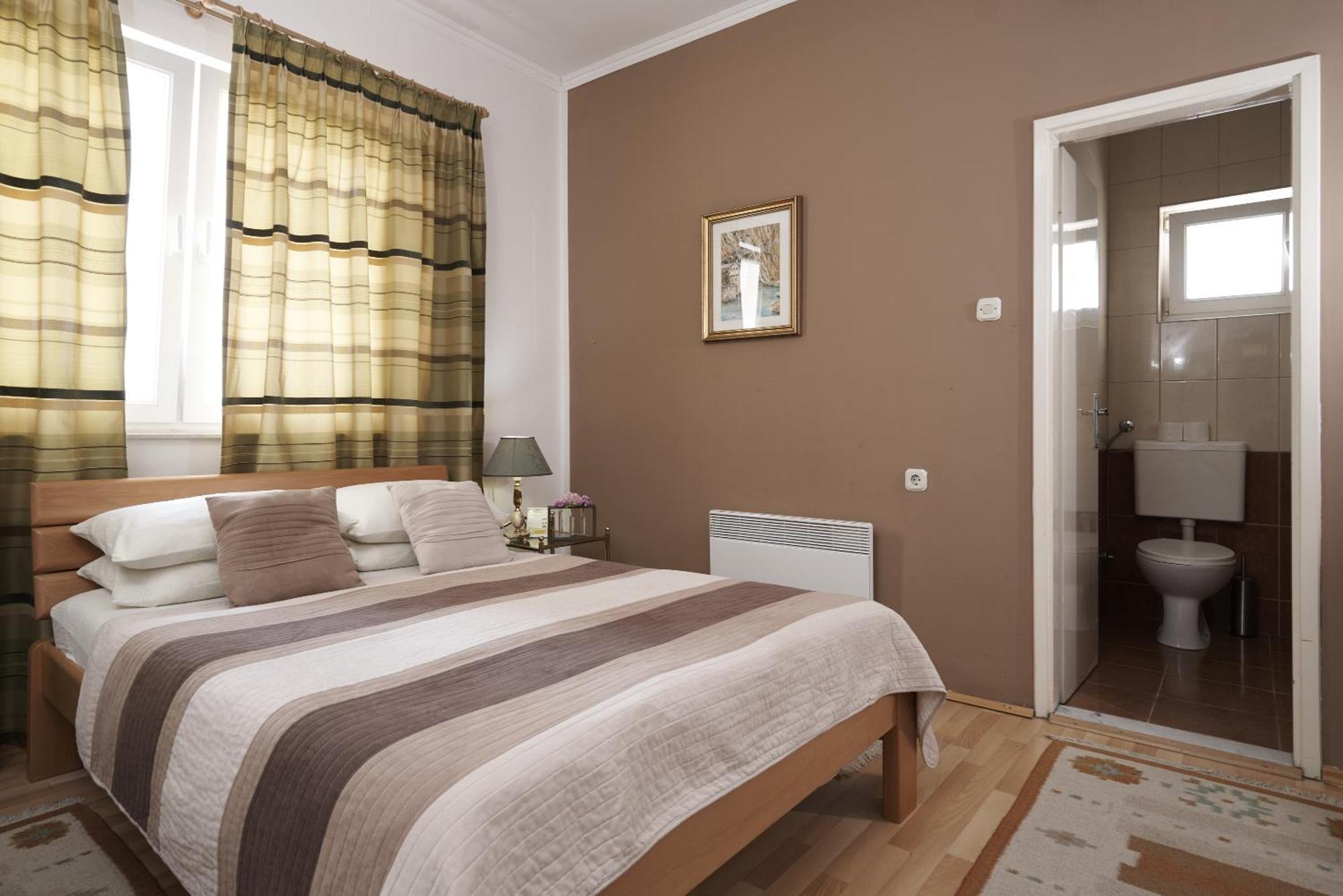 Pansion Rose Hotel Mostar Eksteriør billede