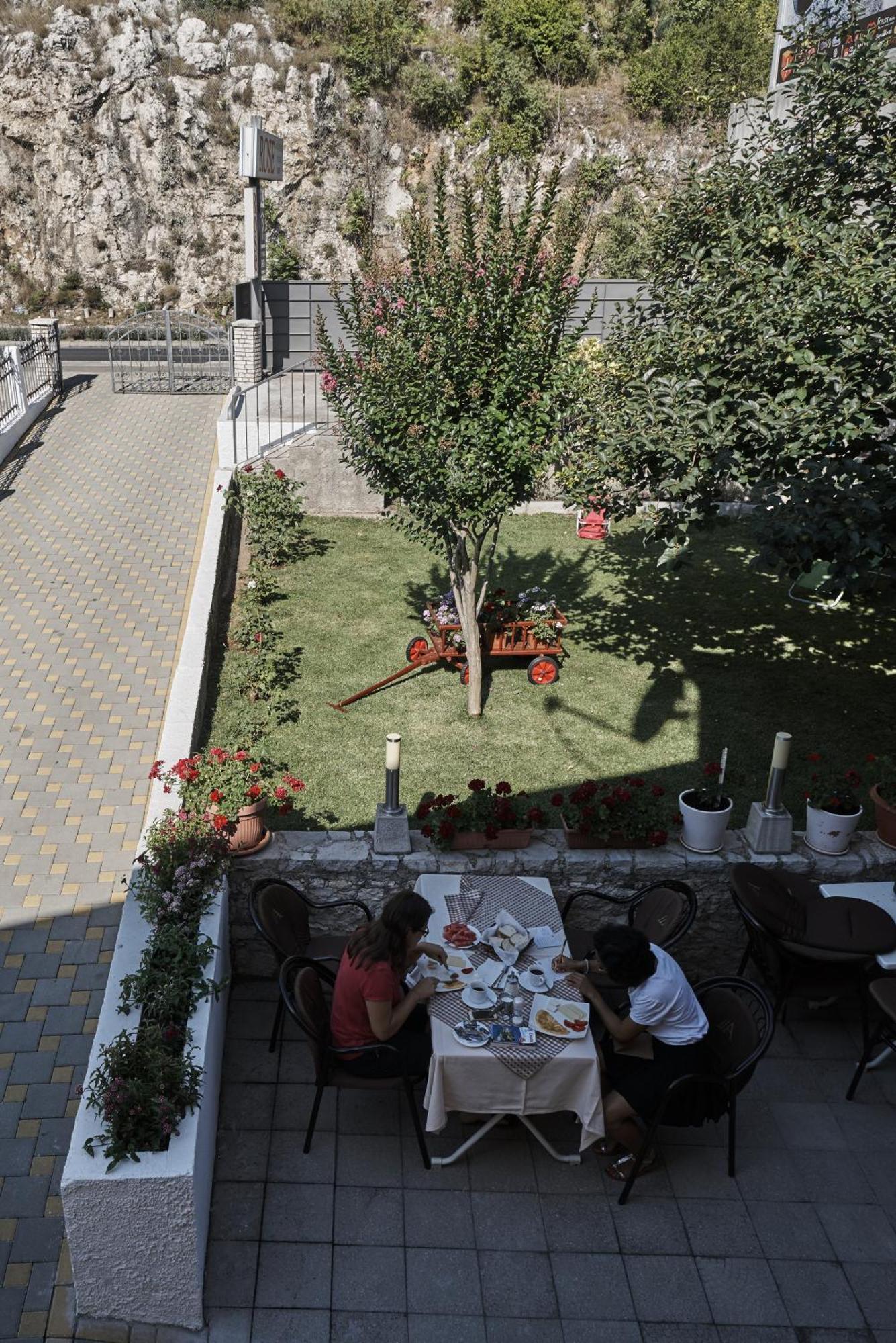 Pansion Rose Hotel Mostar Eksteriør billede