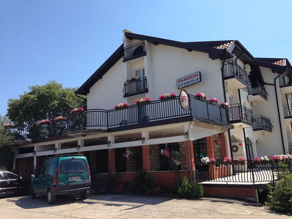 Pansion Rose Hotel Mostar Eksteriør billede